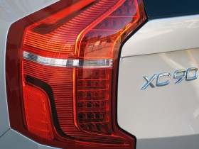 Volvo XC90 D5 4